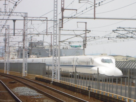 shinkansen-N700-4.jpg