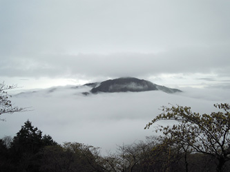 雲海と大山０４１４
