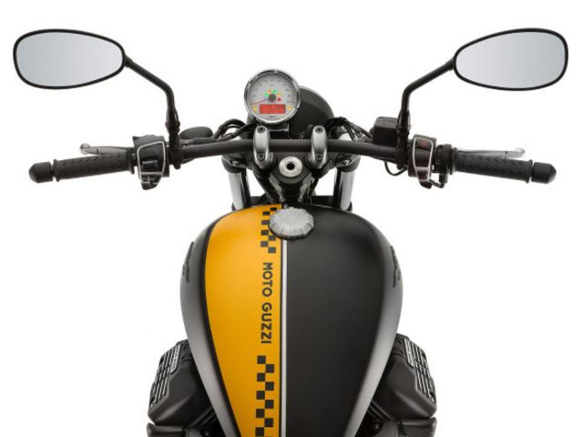 Moto-Guzzi-V9-Bobber-006-590x442.jpg