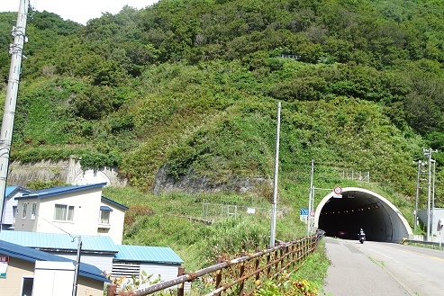 旧茂岩トンネル泊 (2)