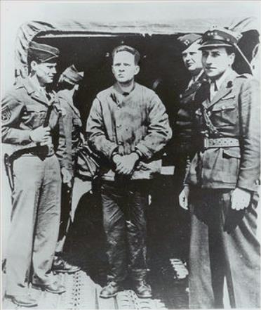 ナチス収容所の兵士たち1